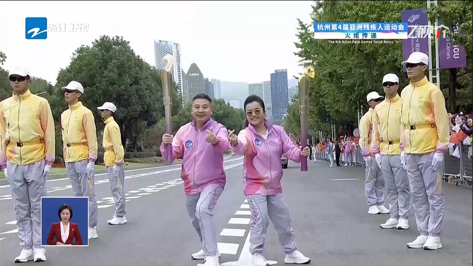 火炬?zhèn)鬟f (3).jpg 火炬?zhèn)鬟f (3).jpg